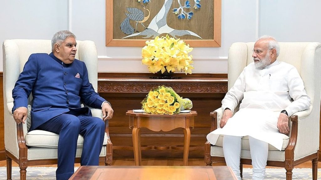 सुप्रीम कोर्ट ने निर्वाचन आयोग के इस फैसले से सहमति जताई कि आधार और मतदाता...