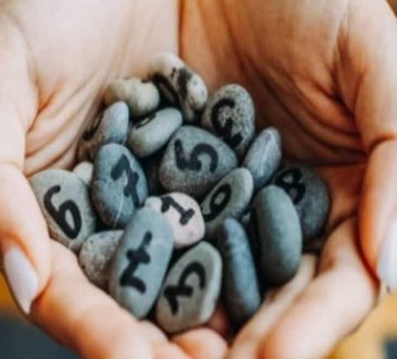 Numerology Horoscope 8 August 2025: ज्योतिष शास्त्र की तरह अंक ज्योतिष से भी जातक के भविष्य,...
