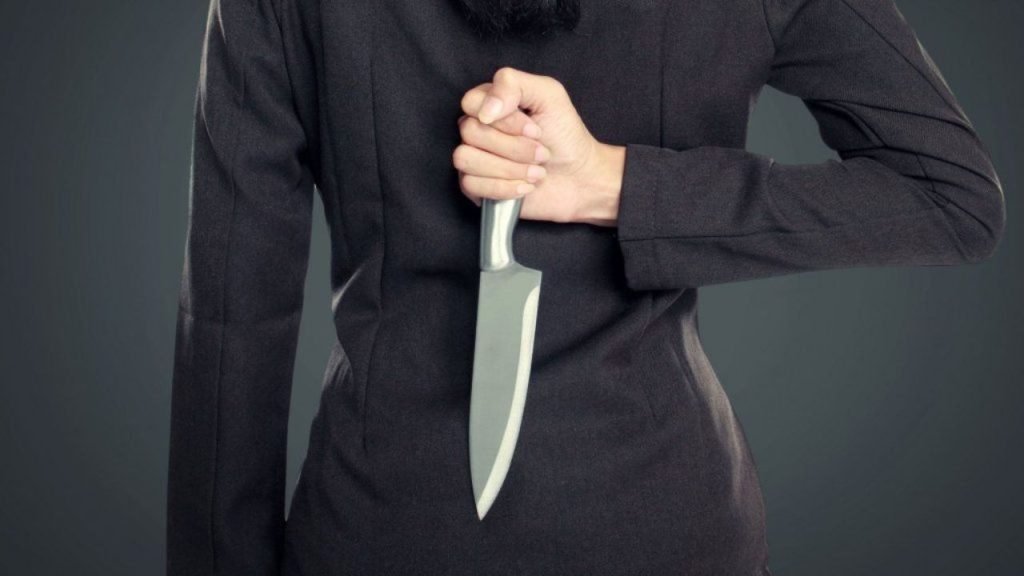 અહેવાલો અનુસાર, સુષ્મિતાને ઠપકો આપ્યા પછી લલિતાને અપમાનિત લાગે છે … रिपोर्ट्स के मुताबिक, सुष्मिता के डांटने के बाद ललिता खुद को अपमानित महसूस...