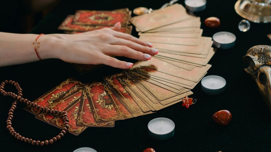 Rashifal Tarot Card Readings predictions 16 August 2025 Rashifal: राशिफल की तरह ही टैरो कार्ड के जरिए भी व्यक्ति के...