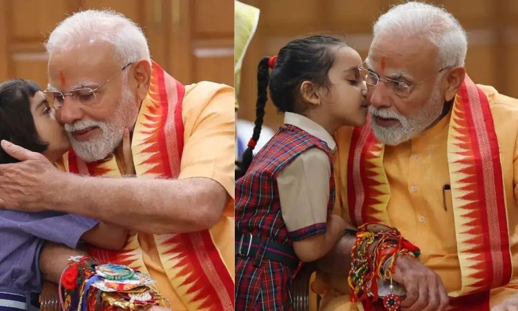 देशभर में रक्षाबंधन का त्योहार धूमधाम से मनाया जा रहा है. इस खास मौके पर...