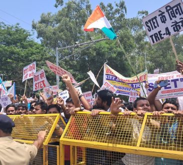 बिहार में शिक्षक पात्रता परीक्षा (STET) पास कैंडिडेट्स का आंदोलन अचानक भड़क...