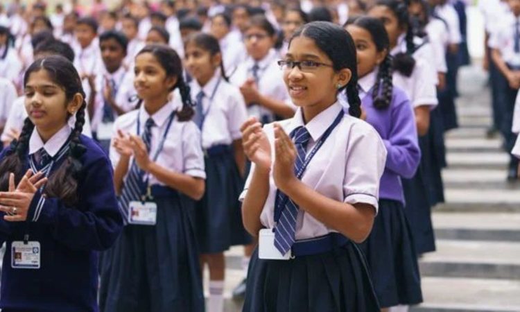 इस बिल के लागू होने से शिक्षा व्यवस्था में जवाबदेही और पारदर्शिता बढ़ने की...