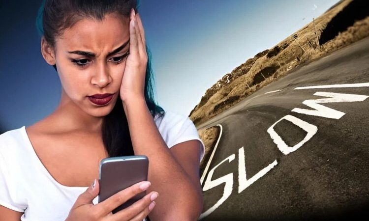 फोन पुराना होने के साथ-साथ अपने आप स्लो होने लगता है। अगर आप कुछ आसान बदलाव...