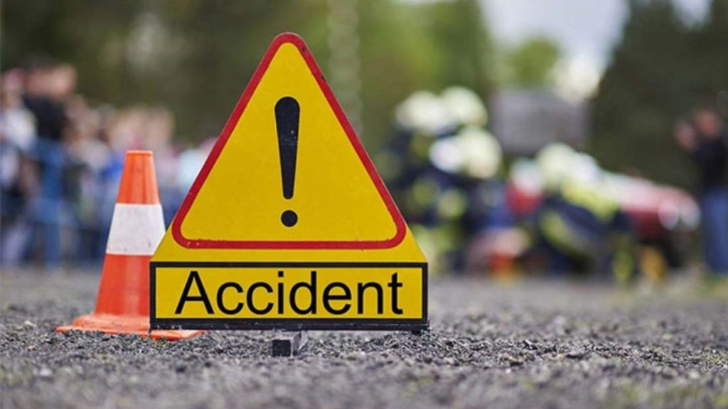 Rajasthan Road Accident: राजस्थान के दौसा-मनोहरपुर राजमार्ग पर बुधवार तड़के एक पिकअप...