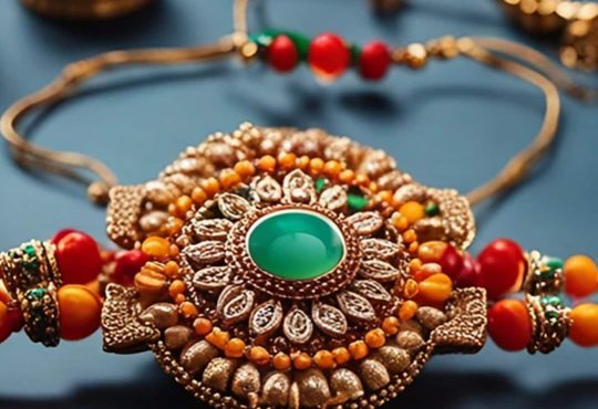 Raksha Bandhan 2025 : इस बार रक्षा बंधन पर्व 9 अगस्त शनिवार को मनाया जाएगा। भाई-बहन के...