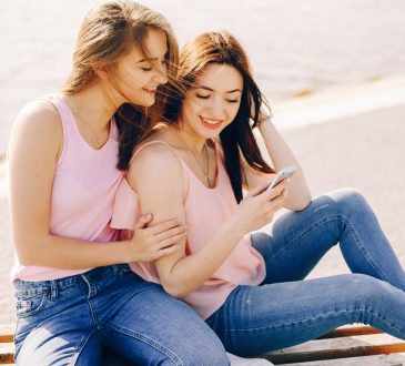सुपर-सेविंग प्लान: 5 रुपये में पूरे साल चलेगी SIM, मिलेगा 600GB डेटा, FREE कॉल्स-SMS का...