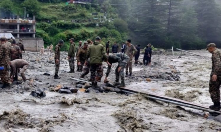 सेंट्रल कमांड के चीफ ऑफ स्टाफ, लेफ्टिनेंट जनरल नवीन सचदेवा ने कहा कि पहले...