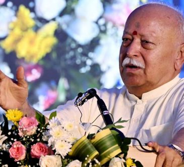 मोहन भागवत ने कहा, ‘धर्म के लिए ढेरों सिर काटे गए, लेकिन किसी ने धर्म नहीं...