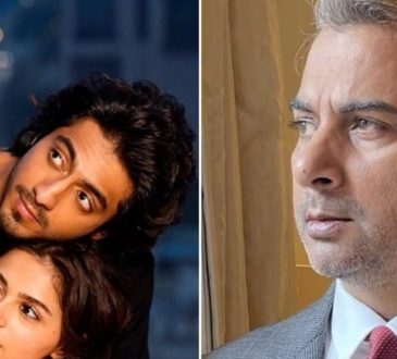 सैयारा के लिए क्रेजी लोगों की रील्स खूब वायरल हुईं। इनमें कुछ लोग हाथ में...