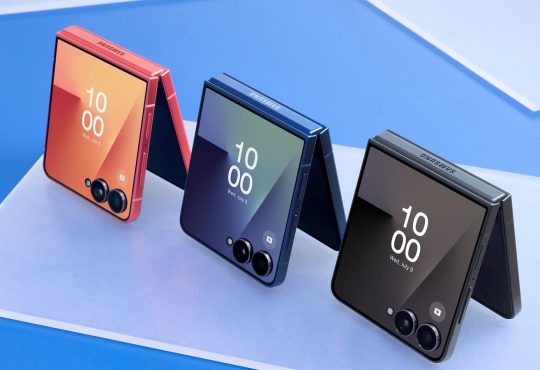 Samsung का फ्लिप फोन खरीदने का प्लान कर रहे हैं, तो आपके लिए खुशखबरी है। कंपनी ने...