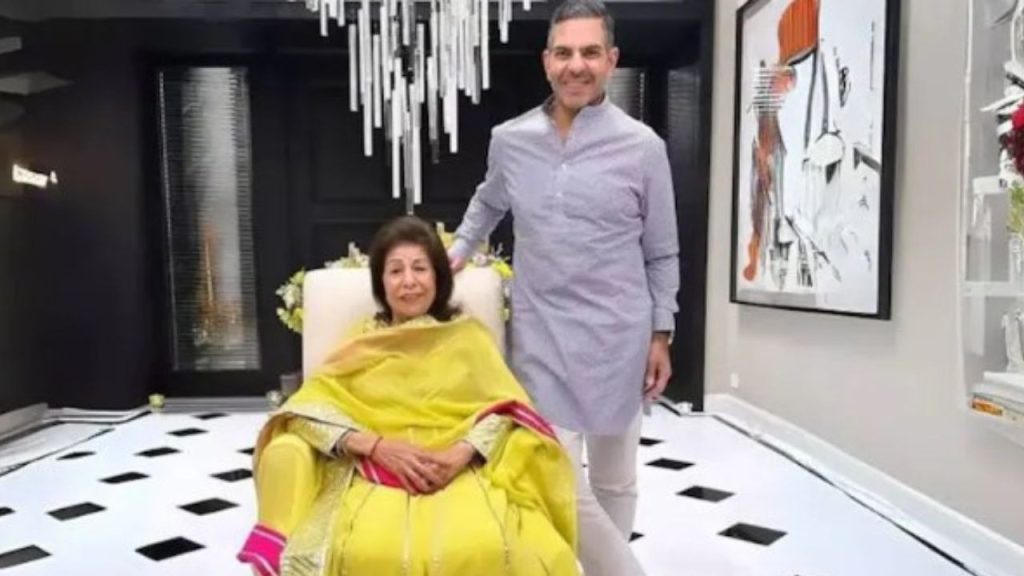 लंदन में पोलो खेलते हुए 53 वर्षीय उद्योगपति संजय कपूर की रहस्यमयी मौत के बाद...