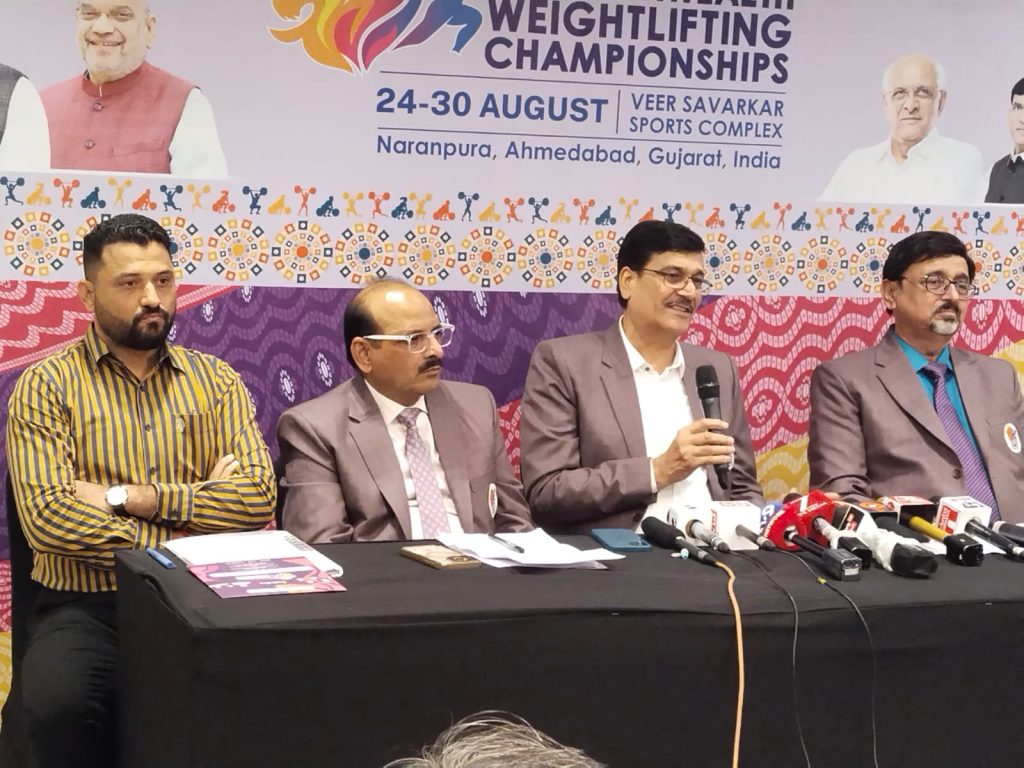 વીર સાવરકર સ્પોર્ટ્સ કૉમ્પ્લેક્સ ખાતે કોમનવેલ્થ વેઇટ લિફ્ટિંગ...
