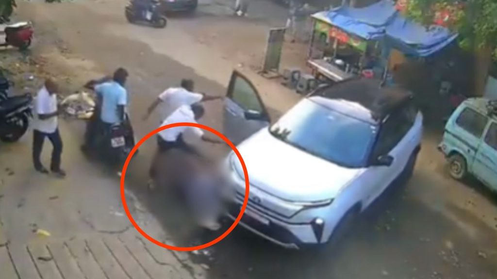 तमिलनाडु के तिरुपुर से एक खौफनाक घटना सामने आई है. यहां एक व्यक्ति की टाटा...