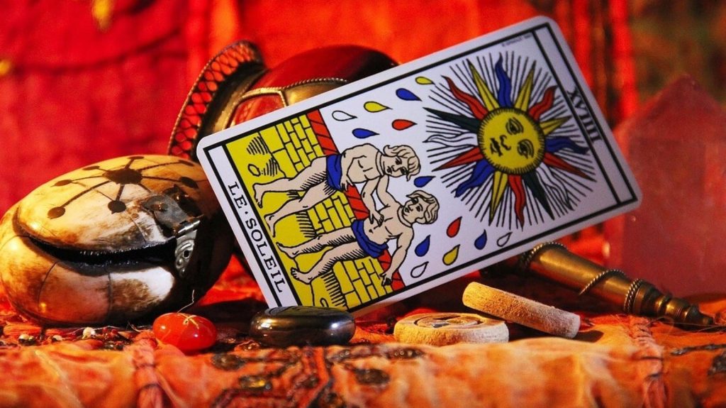 Tarot Aaj Ka Rashifal 13 August 2025: टैरो कार्ड्स की एनर्जी हर एक चीज को क्लैरिटी के साथ देखती...