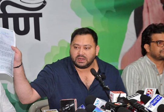बिहार के पूर्व डिप्टी सीएम और नेता विपक्ष तेजस्वी यादव एक बार फिर विवादों...