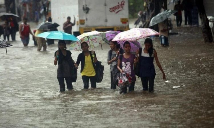 आईएमडी की मानें तो बहराइच, लखीमपुर खीरी, सीतापुर, हरदोई और फर्रुखाबाद में...