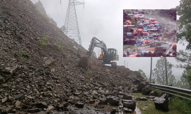 वीडियो में साफ देखा जा सकता है कि तेज बहाव ने घरों को माचिस की तीलियों की...