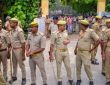 छापेमारी के दौरान चार लड़कियां और छह लड़के मिले. लड़कियां पटना, आजमगढ़ और...