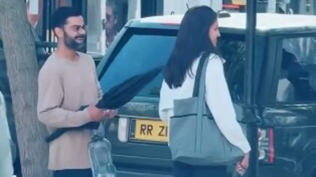 विराट कोहली और अनुष्का शर्मा का लंदन में साथ घूमते हुए एक वीडियो सोशल...