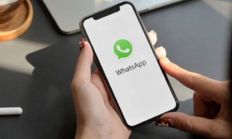 वॉट्सऐप ने यूजर्स को स्कैम से बचाने के लिए तगड़ा फीचर रोलआउट किया है। यह...