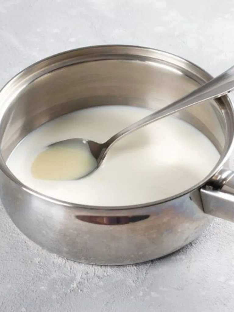 બીજી બાજુ એક સેકન્ડ માટે જોયું ... દૂધ પડી ગયું છે અને પડી ગયું છે? છટકી જવા માટે આ પદ્ધતિઓનો ઉપયોગ કરો બીજી બાજુ એક સેકન્ડ માટે જોયું ... દૂધ પડી ગયું છે અને પડી ગયું છે? છટકી જવા માટે આ પદ્ધતિઓનો ઉપયોગ કરો