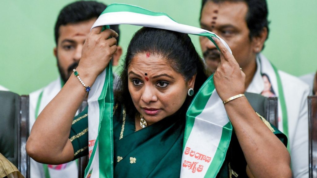 तेलंगाना के पूर्व मुख्यमंत्री के चंद्रशेखर राव ने अपनी बेटी के कविता के...