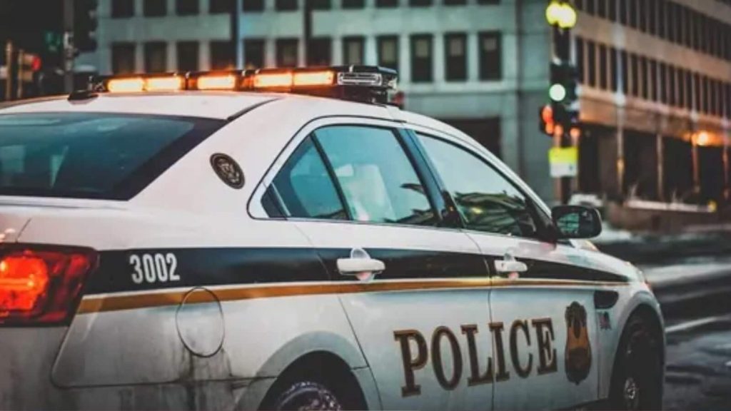 न्यूज एजेंसी रॉयटर्स के अनुसार, गुरुवार को बर्लिन में एक कार ने पैदल...