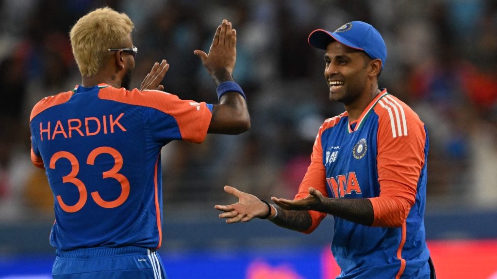 IND vs PAK Asia Cup Match: पाकिस्तान ने भारत के खिलाफ टॉस जीतकर पहले बल्लेबाजी का निर्णय...