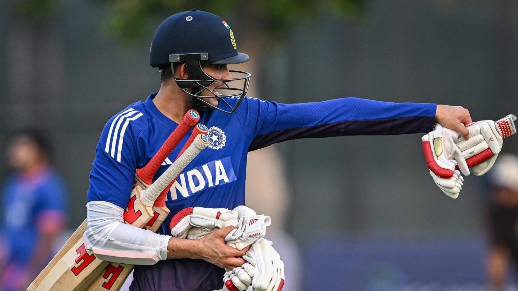 भारतीय उपकप्तान शुभमन गिल को शनिवार को प्रैक्टिस सेशन के दौरान हाथ में चोट...