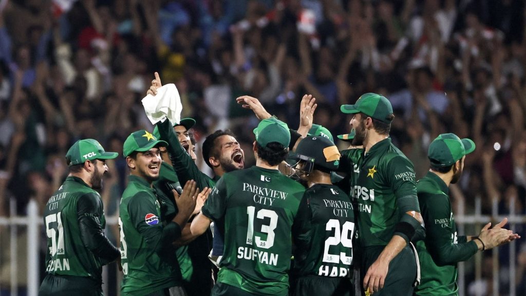 Asia Cup 2025 से दो दिन पहले पाकिस्तान की टीम ने T20 ट्राई सीरीज जीती है। फाइनल मैच...