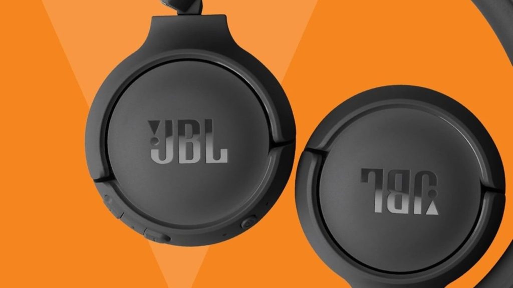 JBL हेडफोन खरीदने पर बंपर डिस्काउंट ऑफर दिया जा रहा है। मतलब आप महंगे हेडफोन...