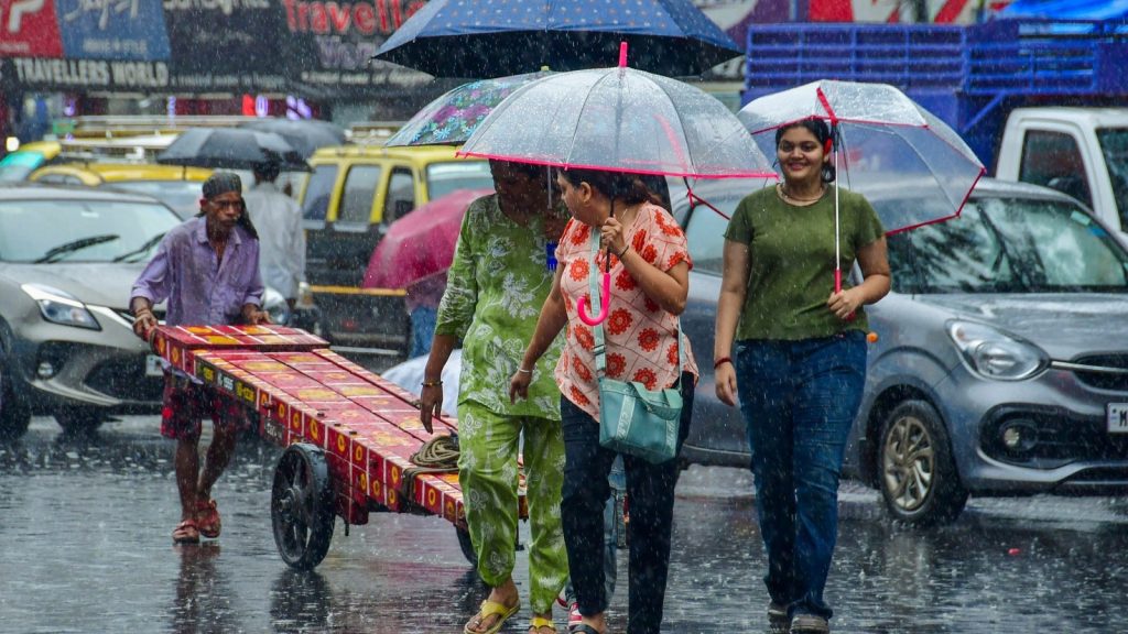 heavy rain: मौसम विभाग ने उत्तर भारत को भारी बारिश से राहत मिलने की संभावना जताई...