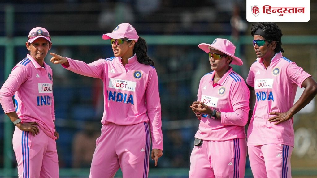 ऑस्ट्रेलिया के खिलाफ तीसरे वनडे में धीमी ओवरगति के लिये आईसीसी ने भारतीय...