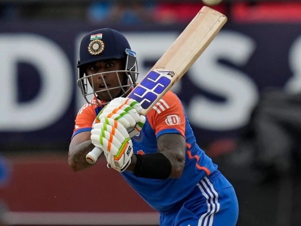 T20I में सबसे ज्यादा बाउंड्री जड़ने वाले टॉप 5 भारतीय, कप्तान सूर्यकुमार यादव किस नंबर...