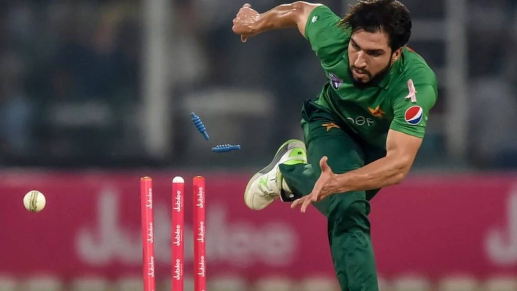 उस्मान शिनवारी ने छह साल की अवधि में अपने देश के लिए 34 मैच खेलने के बाद अपने...