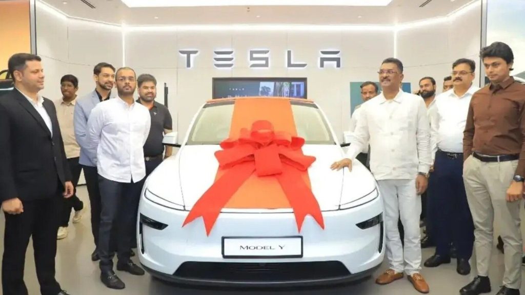 प्रताप सरनाइक ने कहा, 'मैंने टेस्ला की डिलीवरी इसलिए ली ताकि लोगों, खासकर...