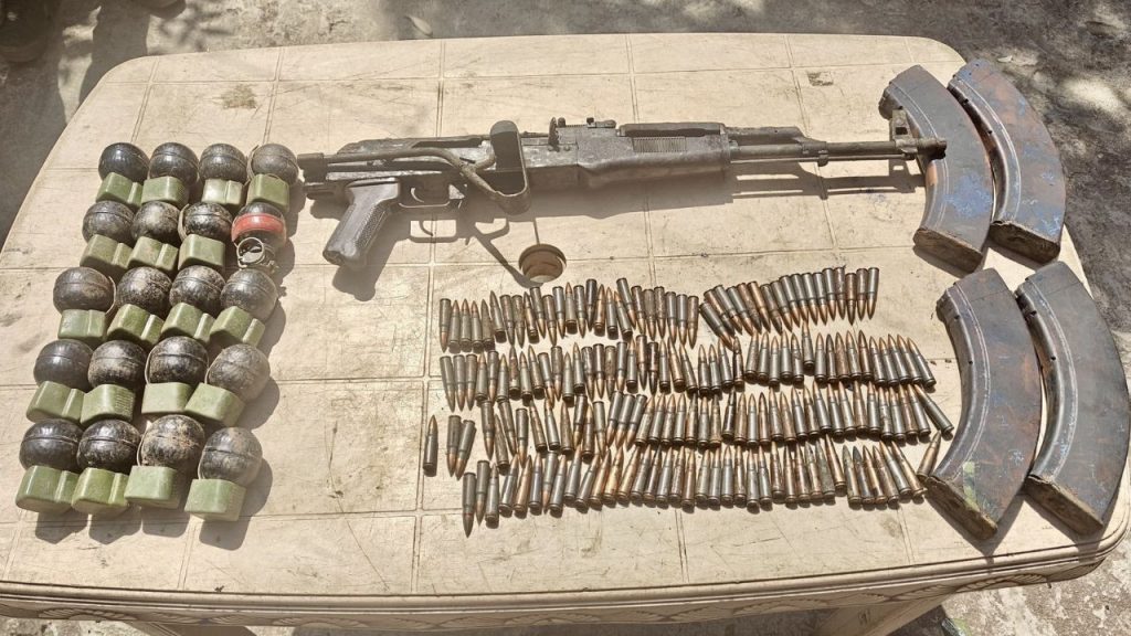 Chinese Grenades Recovered In Poonch: जम्मू-कश्मीर के पुंछ इलाके में एक विशेष अभियान के दौरान...