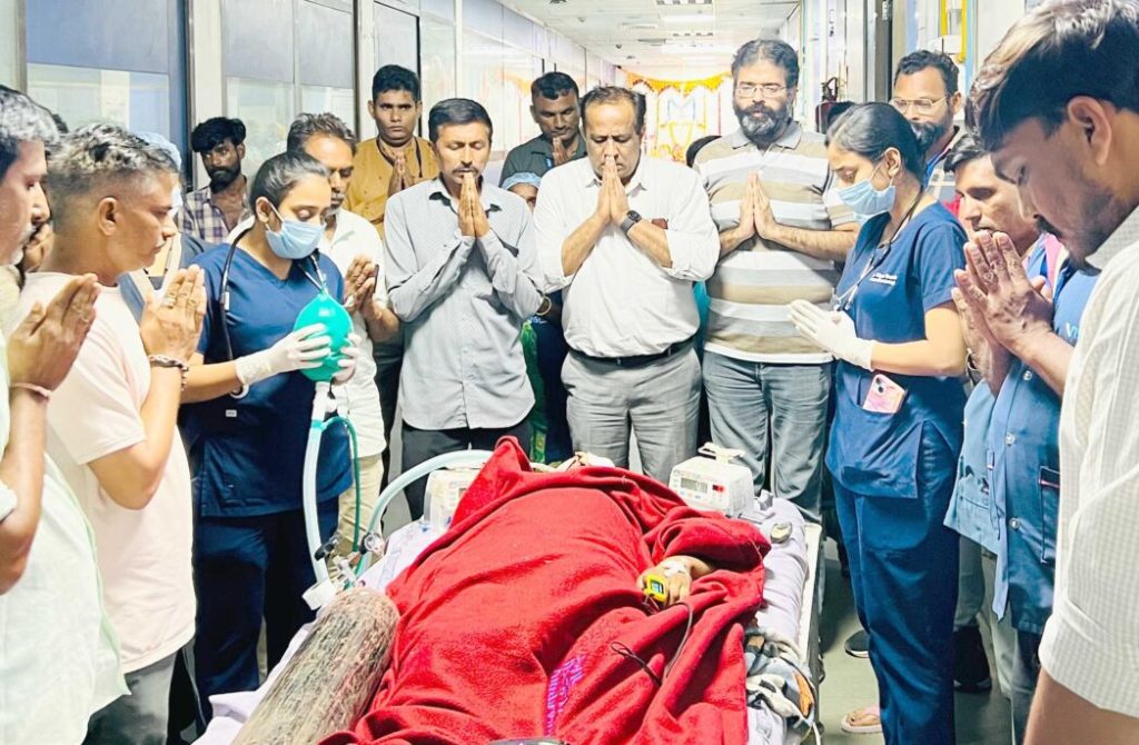 11 કલાકની સિવિલના તબીબોની અથાક મહેનતે આપ્યું ૧૧ પીડિતોને નવજીવન!!