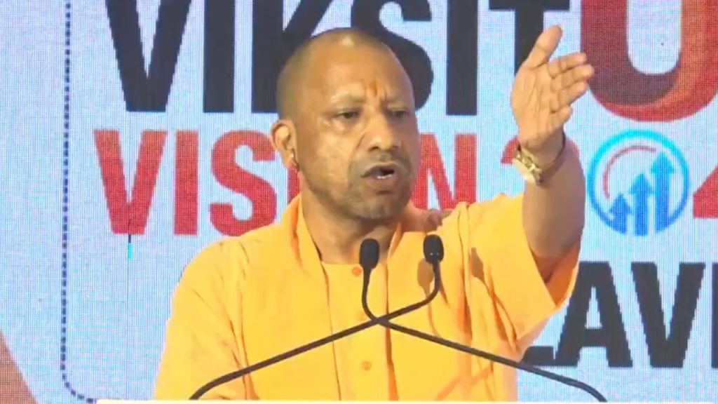 CM Yogi On I Love Muhammad Row: यूपी में चल रहे आई लव मोहम्मद विवाद के बीच सीएम योगी ने...