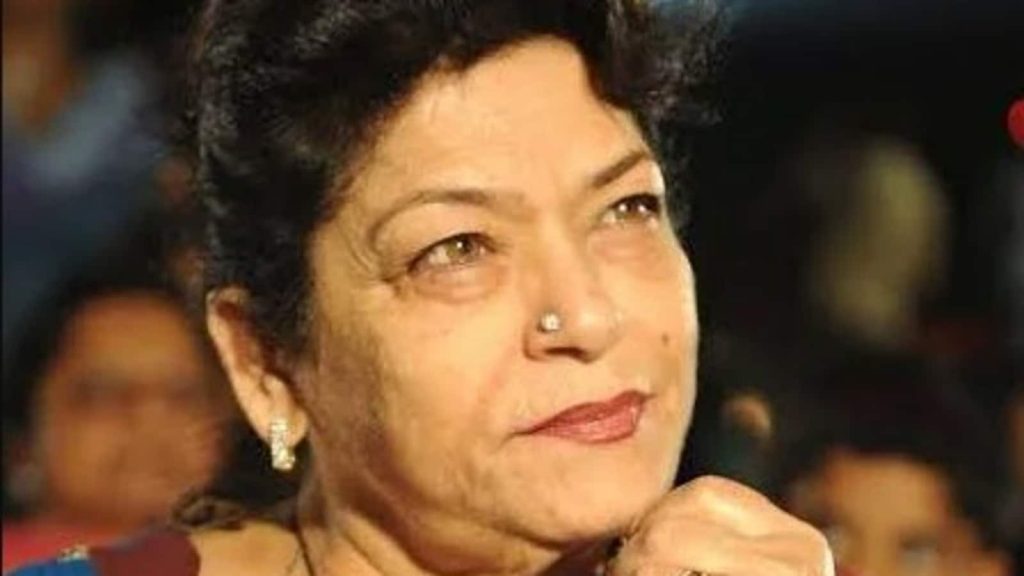 बॉलीवुड की डांस कोरियोग्राफर सरोज खान ने इस एक्ट्रेस की वजह से फिल्म छोड़...