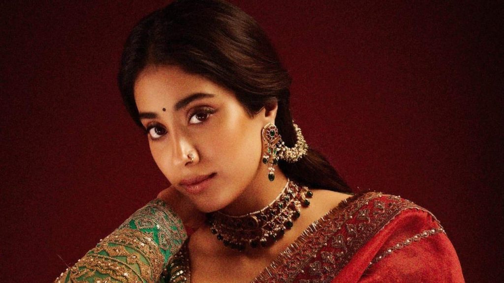 जाह्नवी कपूर की ये फिल्में हैं कतार में, साउथ में इन 2 फिल्मों से मचाएंगी धमाल 