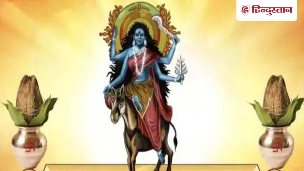 नवरात्रि हिंदू धर्म का अत्यंत पवित्र त्योहार है, जिसे मां दुर्गा के नौ...