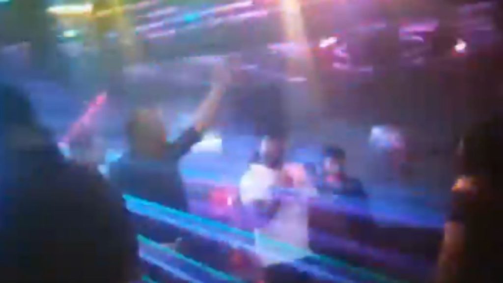 Ghaziabad: गाजियाबाद के साहिबाबाद में चार पुलिसकर्मियों का एक वीडियो वायरल हुआ...