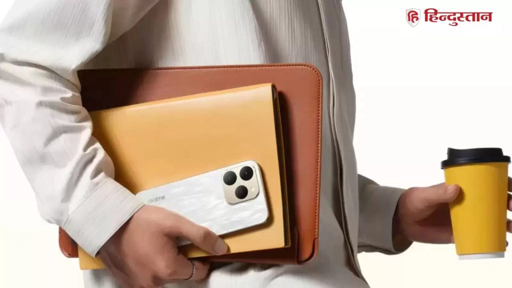 रियलमी 15 लाइट जल्द मार्केट में एंट्री कर सकता है। लॉन्च से पहले फोन के खास...