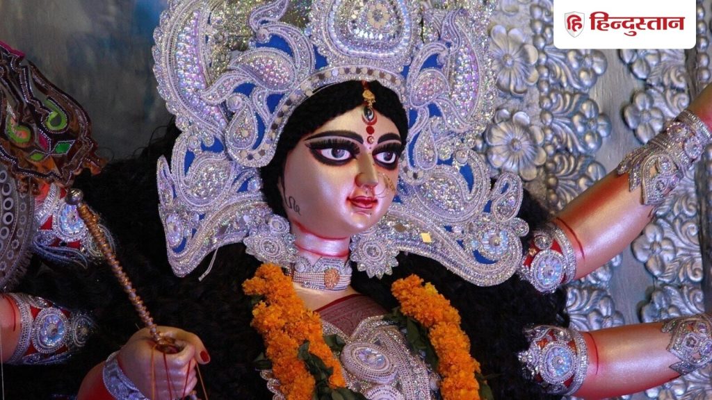 shardiya navratri me kya khana chahiye: शारदीय नवरात्रि का पर्व आदिशक्ति मां दुर्गा को समर्पित है।...