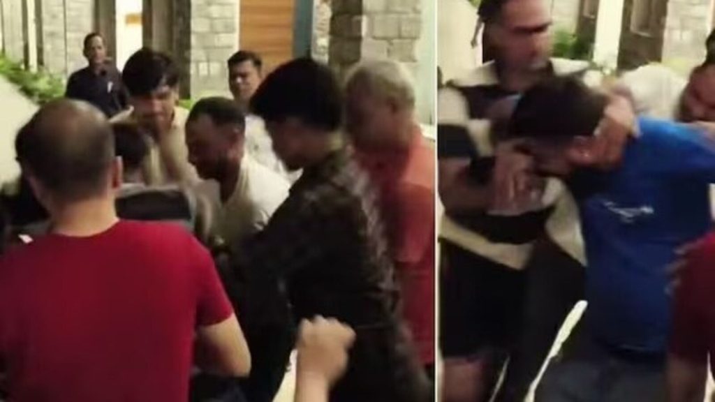 नैनीताल के रामनगर में यूपी के एक टूरिस्ट की स्थानीय लोगों ने पिटाई कर दी।...