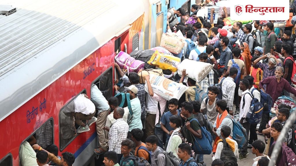 त्योहारी सीजन में रेलवे का खास ऐलान, इस तारीख तक चलाई जाएंगी स्पेशल ट्रेनें; 12000 से ज्यादा...