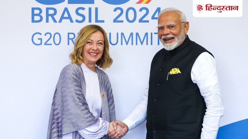 प्रस्तावना में पीएम मोदी ने लिखा है कि इतालवी प्रधानमंत्री मेलोनी का जीवन...