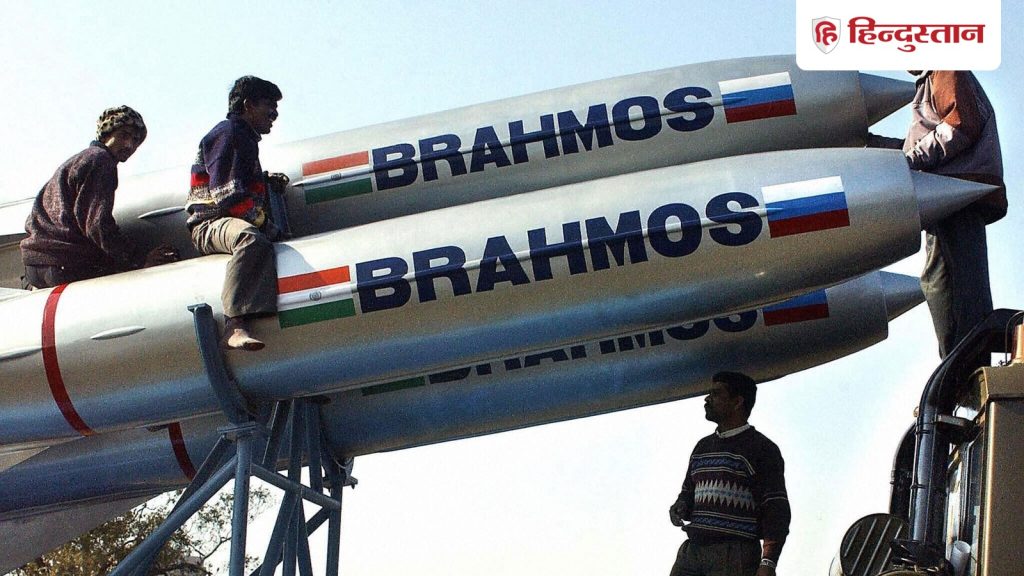 पाक में आतंकियों के ठिकानों पर सुखोई से दागी गई थीं ब्रह्मोस मिसाइलें, राफेल ने भी मचाई थी...